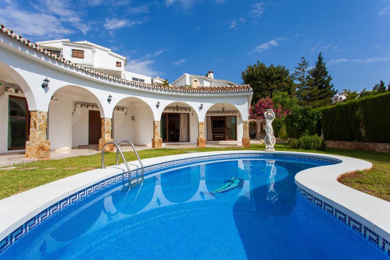 Summer Offers! Fabulous Luxury Villa Near The Beach Sleeps 8 베날마데나코스타 외부 사진
