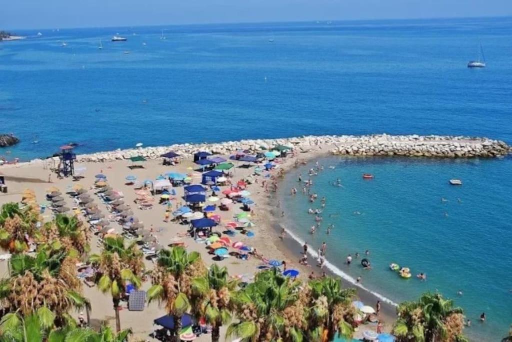 Summer Offers! Fabulous Luxury Villa Near The Beach Sleeps 8 베날마데나코스타 외부 사진